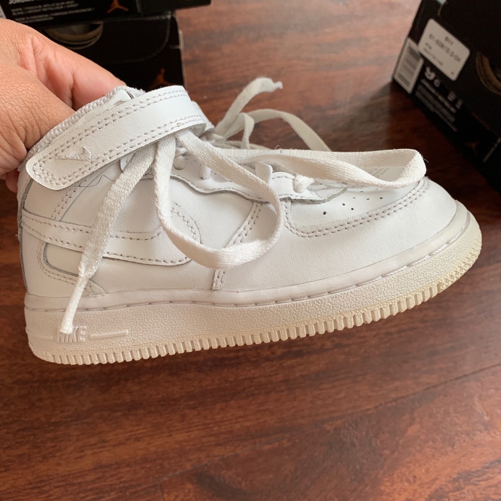 Kids High top Air Force 1’s